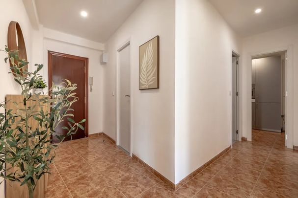 Carrer de Mendizábal, Valencia, Valencian Community 46011 - Photo 1