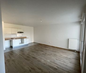 Location Appartement 3 pièces 65m² - Photo 6