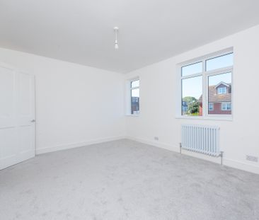 Windsor Road, Farnborough, Farnborough, GU14 - Photo 6