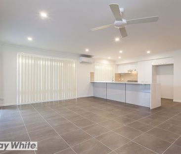 Spacious Home in The Park Vista Estate - Photo 4