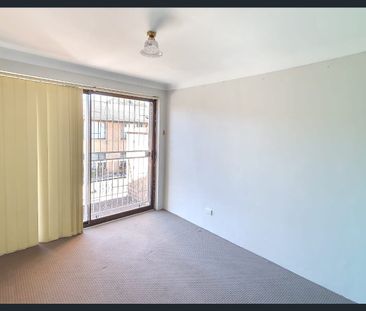 3 Bedroom Townhouse in CABRAMATTA - Photo 3
