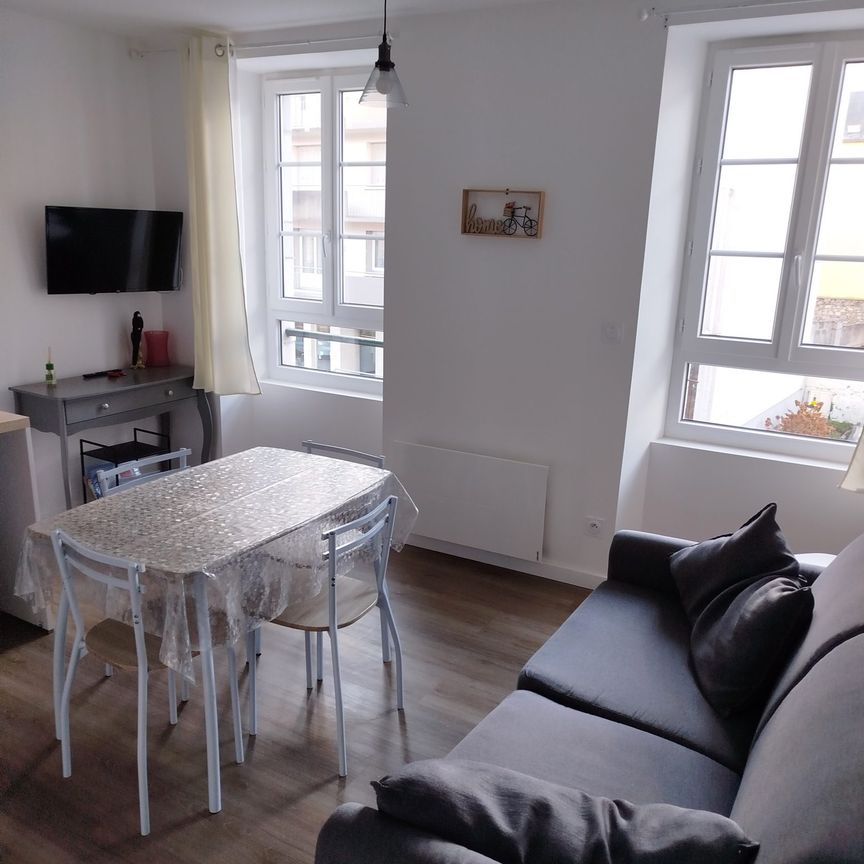 Location Appartement 2 pièces 30m² BAGNERES DE BIGORRE 65200 - Photo 1