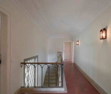 Moradia unifamiliar T6 sem móveis para arrendar em zona nobre do Es... - Photo 3