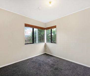 8 Shastri Terrace, Khandallah - Photo 4