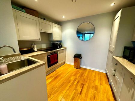 2 bedroom flat to rent - Photo 3