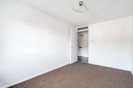 Gallosson Road, London, SE18 - Photo 4