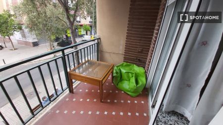 valencia, Valencian Community 46022 - Photo 3