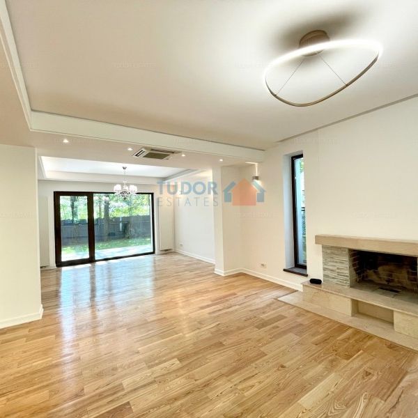 Compound villa - Photo 1