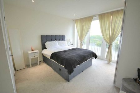 Moorhen Drive, Hendon Waterside, NW9 - Photo 3