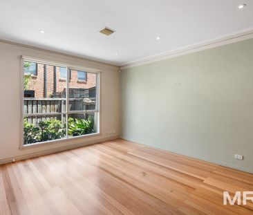 Charming home in Richmond - Photo 1