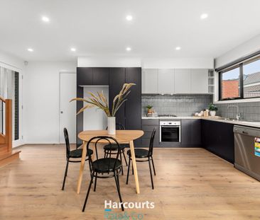 3-Bedroom, 2-Bathroom Home with Modern Amenities in Thomastown - Photo 4