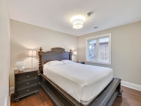 For Lease - 728 Vaughan Road Unit# Apt #3, Toronto, Ontario - Photo 4