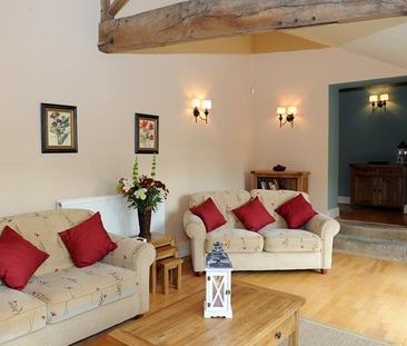 2 bedroom detached house to rent - Photo 3