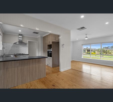 1 Beauvale Pl, Huntfield Heights, SA 5163 - Photo 4