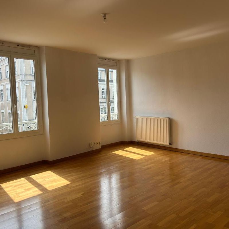 Location Appartement 5 pièces 109m² MONT DE MARSAN 40000 - Photo 1