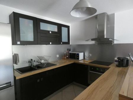 Location Appartement 2 pièces 54m² AIX LES BAINS 73100 - Photo 4