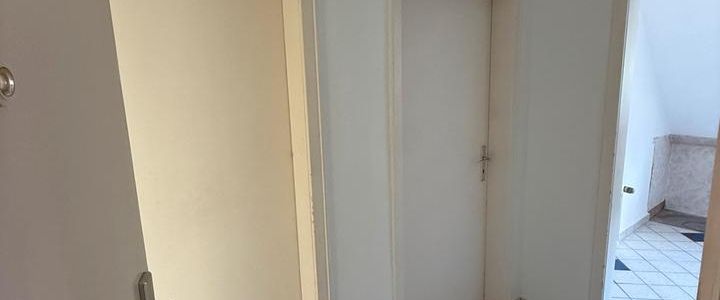 Top 2,5 Zimmer Dachgeschosswohnung in Duisburg Meiderich ! - Foto 1