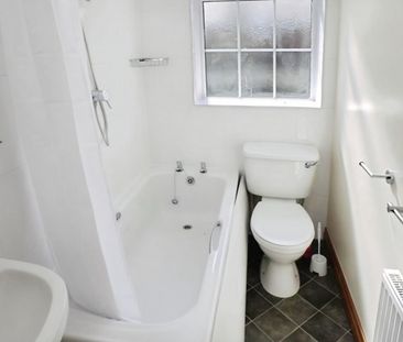 2 bedroom House To Let - Photo 5