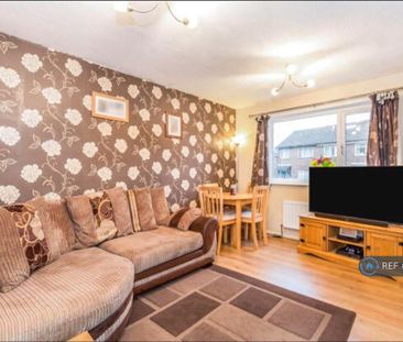 2 bedroom semi-detached house to rent - Photo 2
