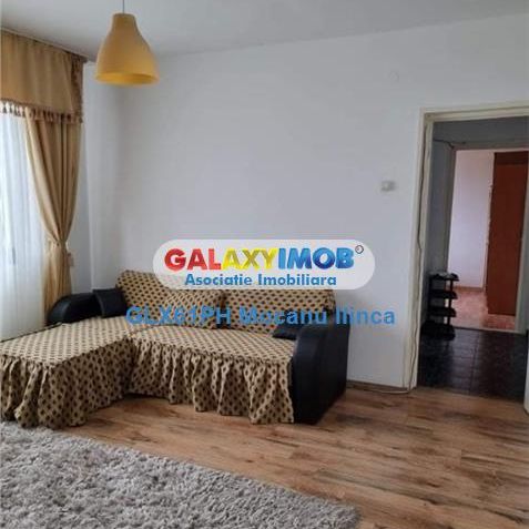 Inchiriere apartament 3 camere, in Ploiesti, zona Cina - Photo 1