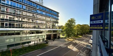 Appartement te huur in Gent voor € 1.750 met 3 slaapkamers - Photo 2