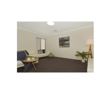 Beautiful 4 x 2 Family Home - Photo 1