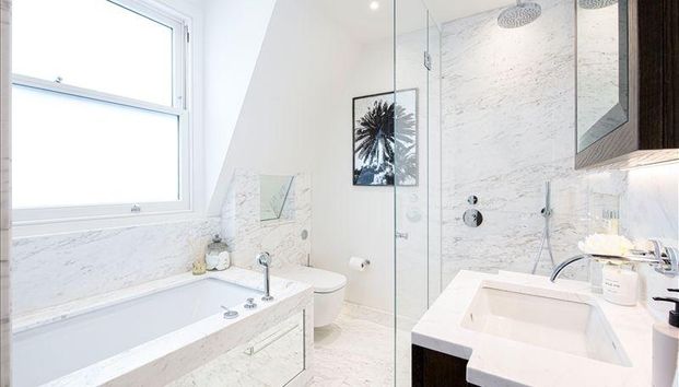 3 bedroom apartment to rent - Photo 1