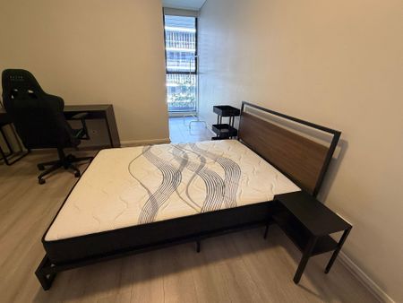 Fully Furnished / Spacious & Convenient 2 bedroom fully furnished apartment for lease - Photo 5