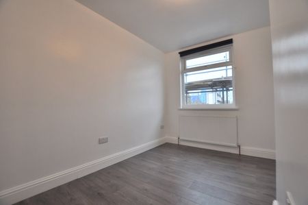 3 Bed Flat, Settles Street, E1 - Photo 3