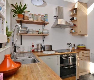 4 bedroom terraced house to rent - Photo 1