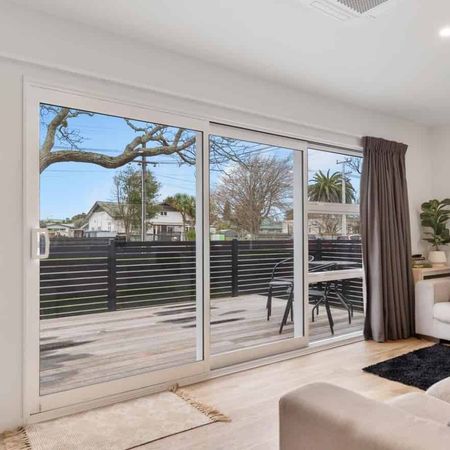 Short Stroll To Town - Photo 3