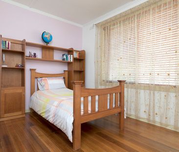 Close To Everything - Photo 3