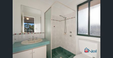 BROOKDALE - 4X2 - PRIVATE SPACIOUS BACKYARD - Photo 4