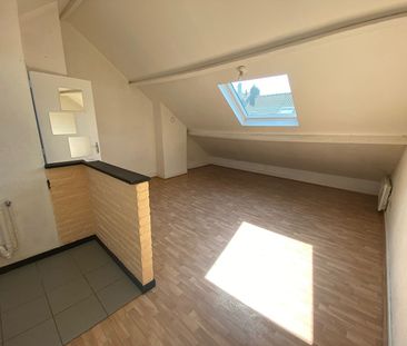 À LOUER – Studio de 17 m², Rue du Docteur Yersin, Lille-Wazemmes ré... - Photo 2