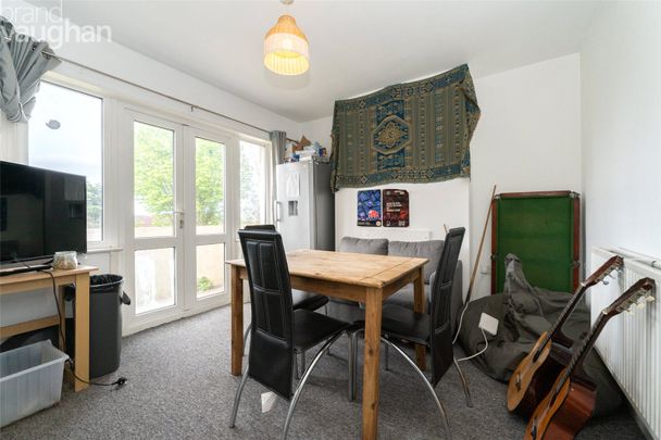 4 bedroom house to rent - Photo 1