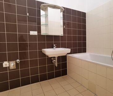 Provisionsfrei für den Mieter! 3-Zimmer-Wohnung in wunderschönem Al... - Foto 2