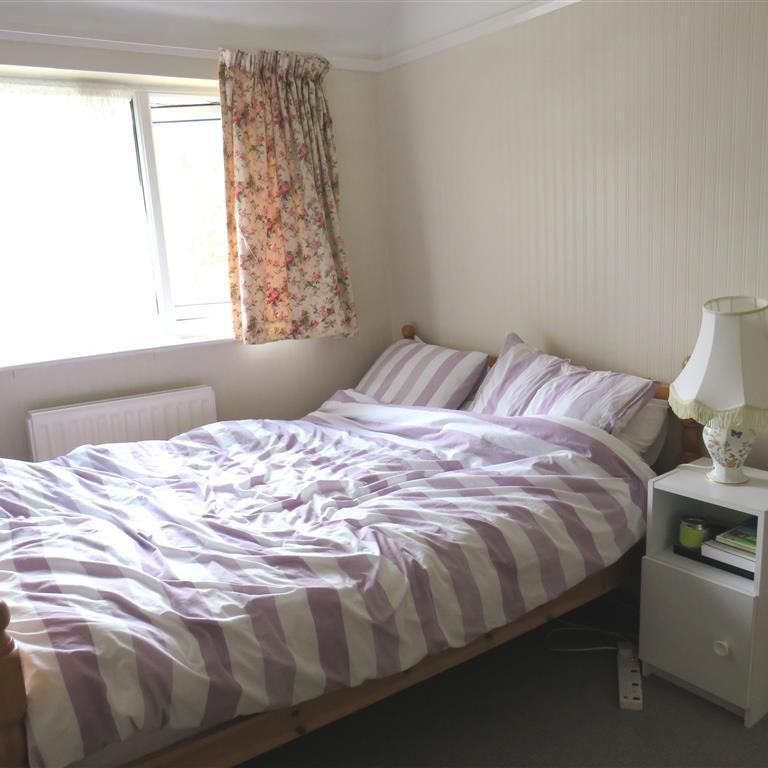 Weoley Avenue, Birmingham - Photo 1