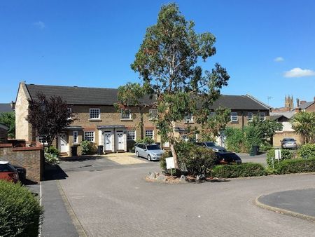 Theaks Mews, Taunton - Photo 2