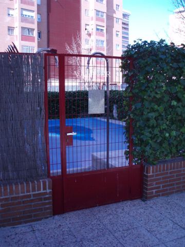 Piso de alquiler en Del Jazmín, Costillares - Photo 5