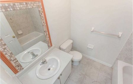 For Lease - 20 Owens Road, Brampton, Ontario - Photo 2