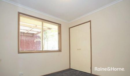 64 Toirram Crescent, Cranbourne, VIC 3977 - Photo 4