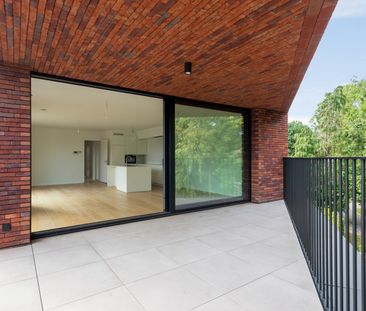 Recent appartement op 2de verdieping in een gebouw met lift. - Photo 2