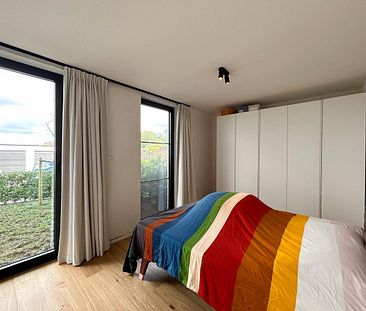 Gelijkvloers nieuwbouwappartement met 2 slaapkamers en tuin in hartje Ardooie! - Foto 3