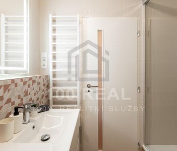 Pronájem bytu 1+kk a garsoniéry 30 m², Selicharova 1422, Hradec Krá... - Photo 3