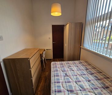 2 Bed Student Accommodation - Photo 3