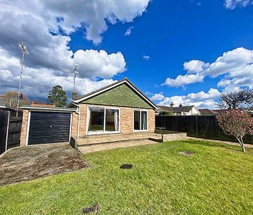 Star Lane, Ash, Aldershot, Surrey, GU12 - Photo 1