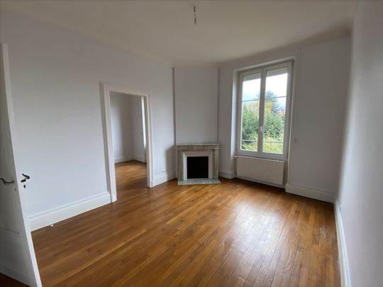 Location Appartement 5 pièces 111m² - Photo 1