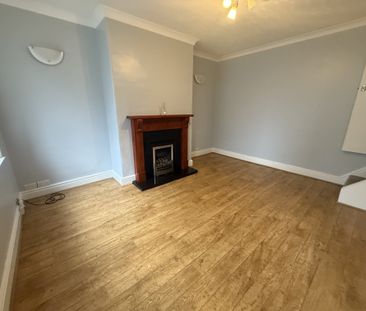 Abbott Street, Huddersfield - Photo 1