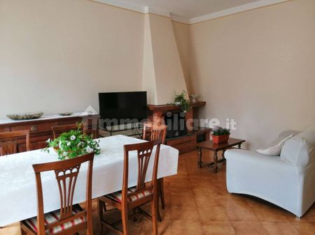 Villa unifamiliare via Camillo Benso di Cavour 55, Centro, Sinalunga - Foto 3