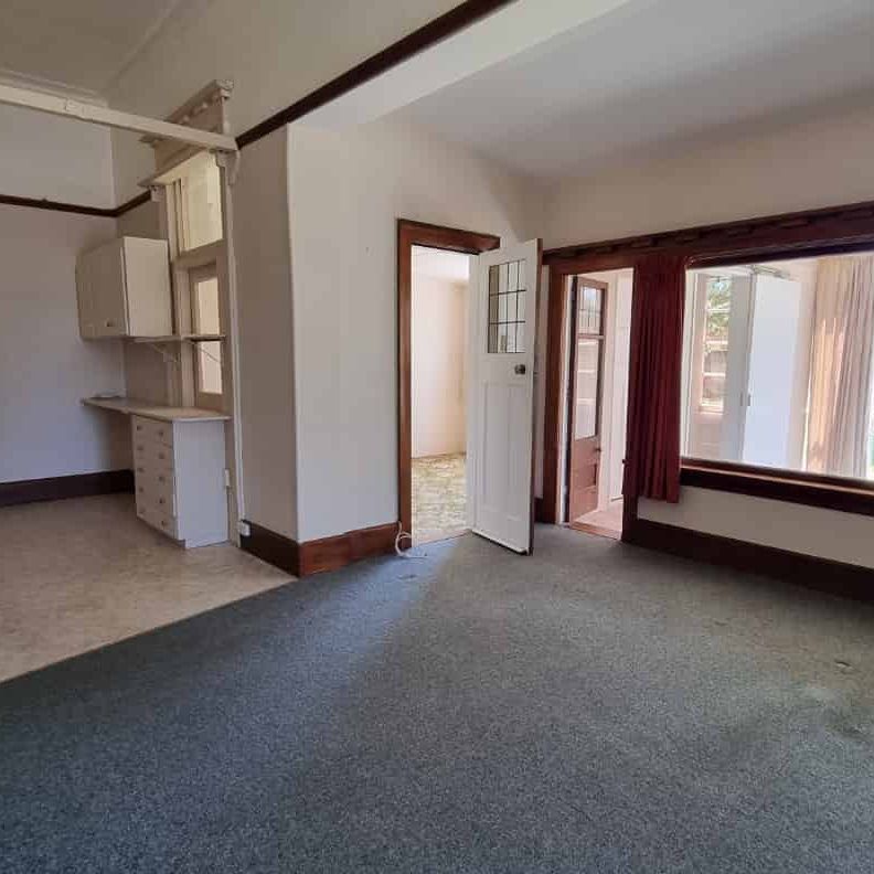 Price Drop! - Photo 1